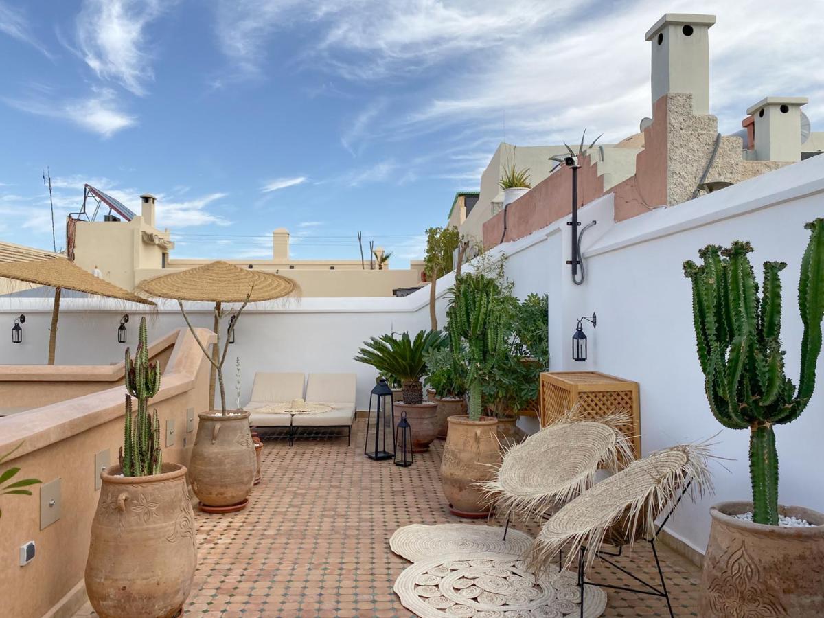 Riad Le Pelerin Marrakesh Bagian luar foto