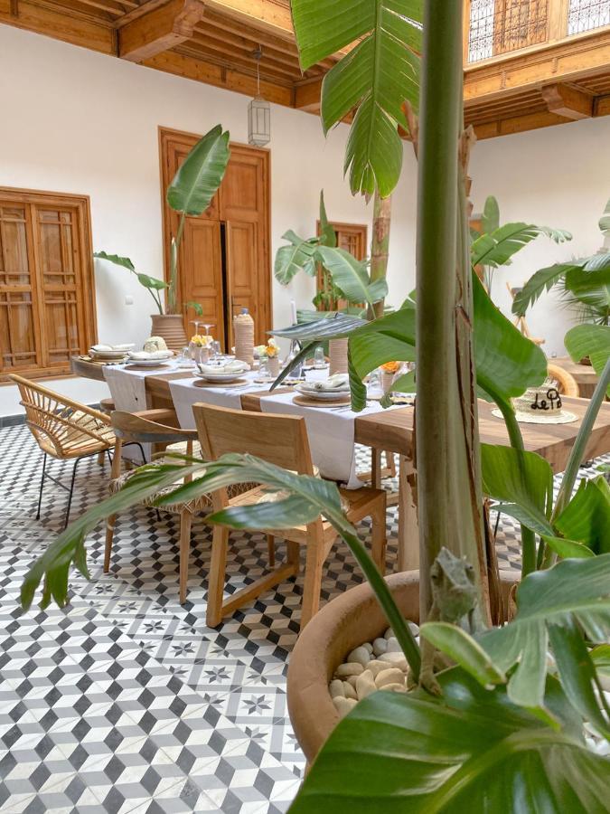 Riad Le Pelerin Marrakesh Bagian luar foto