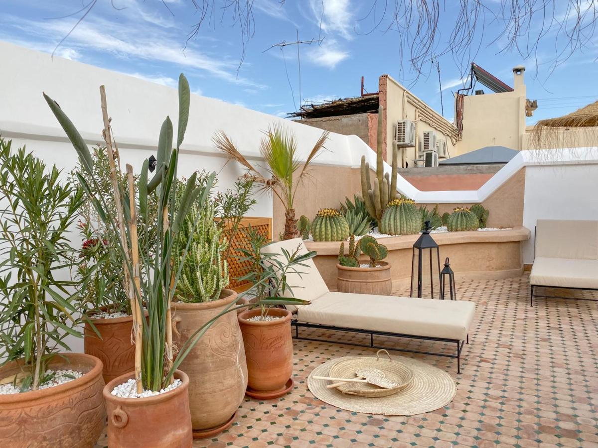 Riad Le Pelerin Marrakesh Bagian luar foto