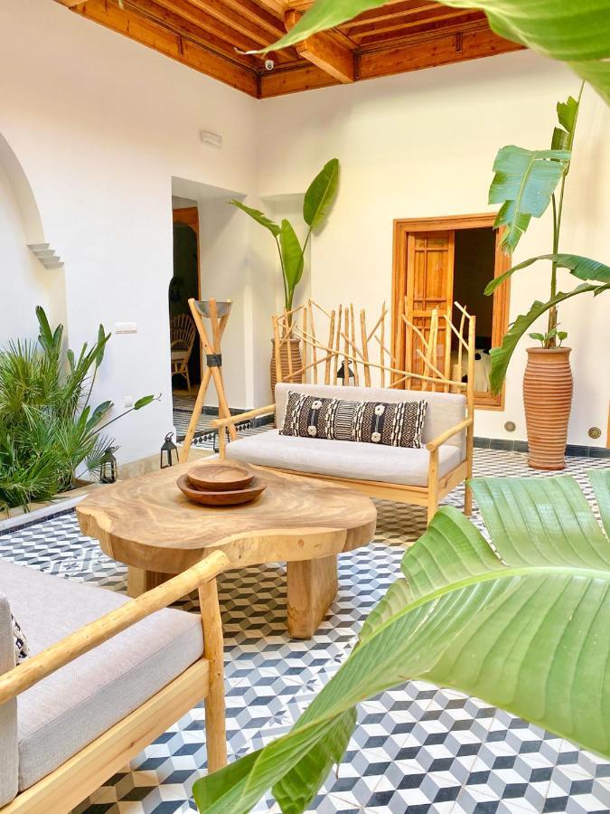 Riad Le Pelerin Marrakesh Bagian luar foto